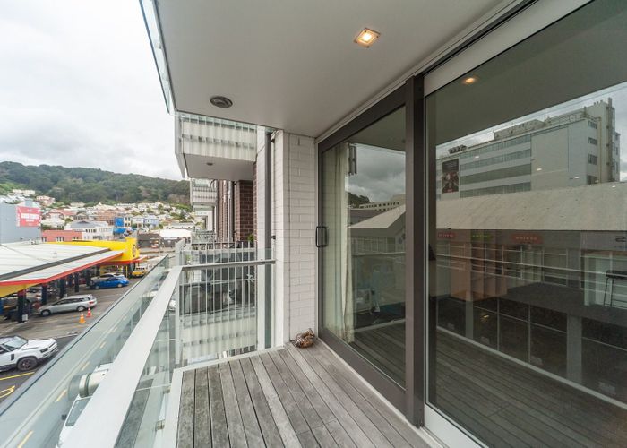  at 2C/11 Tennyson Street, Te Aro, Wellington