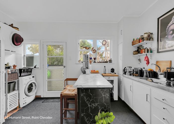  at 33 Humariri Street, Point Chevalier, Auckland City, Auckland