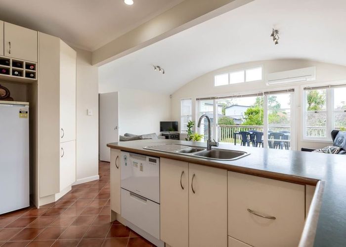  at 18 Lisburn, Glendowie, Auckland City, Auckland