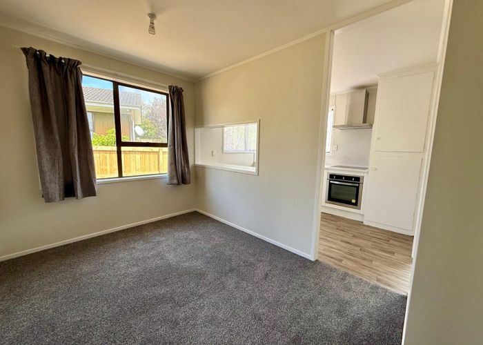  at 6 Elvira Place, Ranui, Waitakere City, Auckland