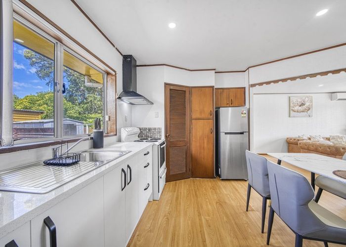  at 1/1A Blanes Road, Weymouth, Manukau City, Auckland