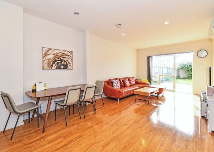  at 21 Rosewell Crescent, Flat Bush, Auckland
