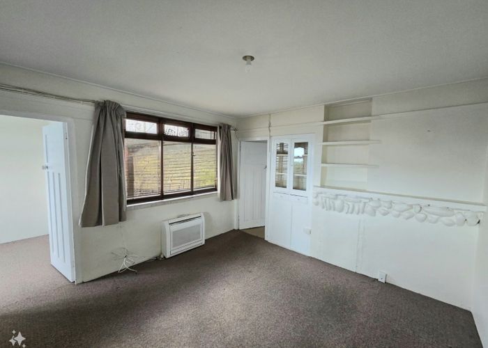  at 34 Moana Road, Plimmerton, Porirua