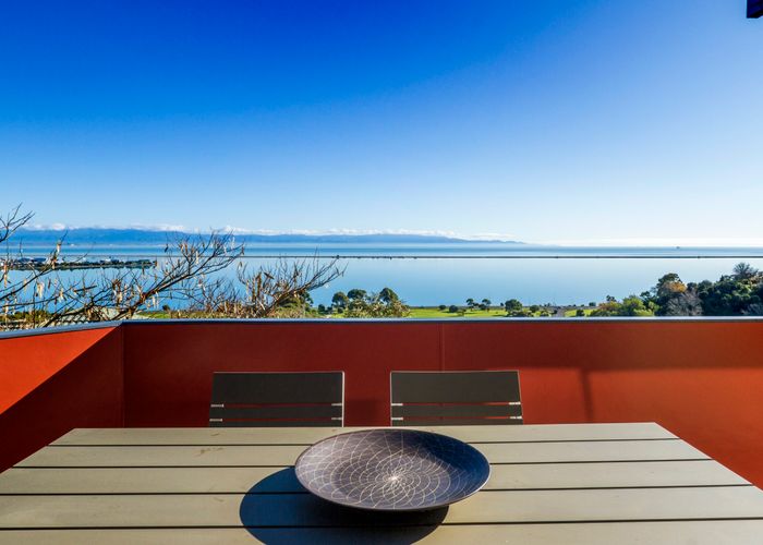  at 6 Davies Drive, Atawhai, Nelson