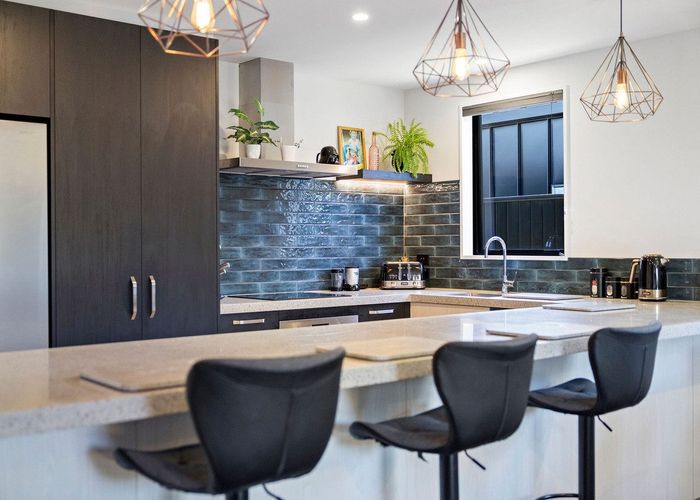  at 5 Dunn Street, LAKE HAWEA