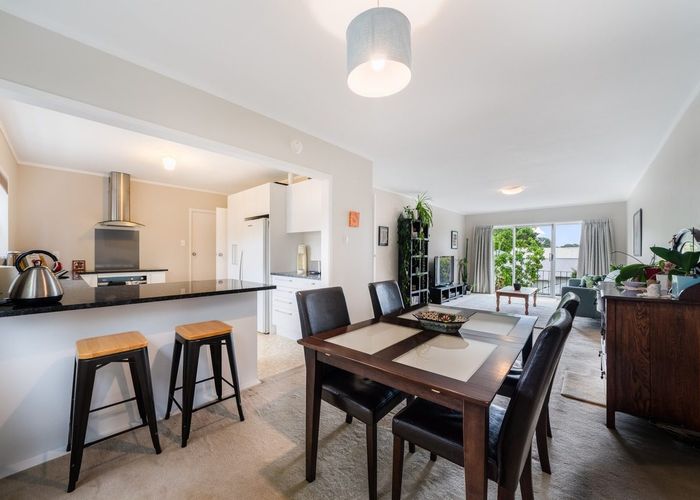  at 3/8 Macmurray Road, Remuera, Auckland