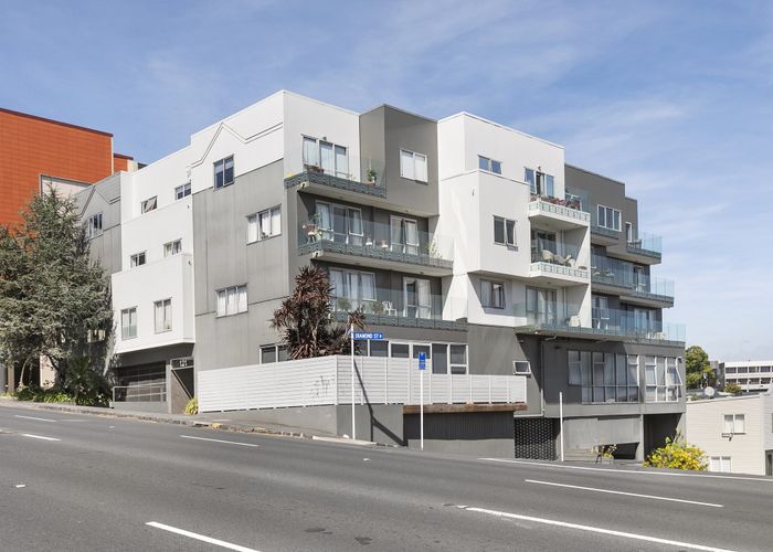 at 2D/121 Newton Road, Eden Terrace, Auckland