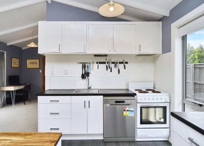  at 1/403 Greers Road, Bishopdale, Christchurch