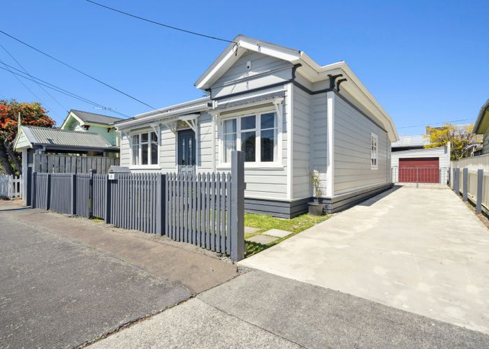  at 4 Atiawa Street, Petone, Lower Hutt
