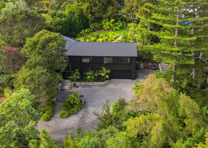  at 5 Pounamu Avenue, Greenhithe, Auckland