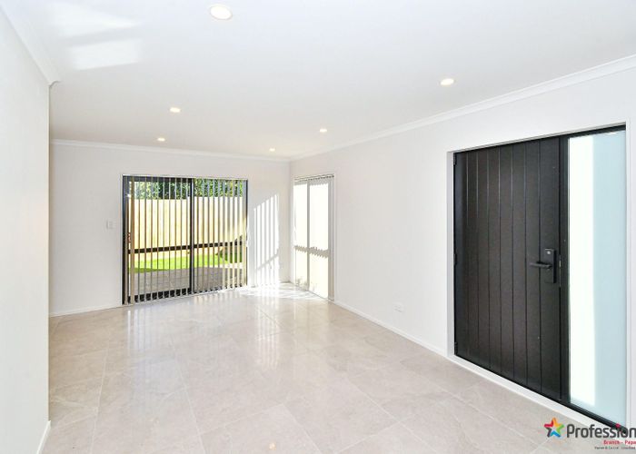  at 122A Buckland Road, Mangere East, Manukau City, Auckland