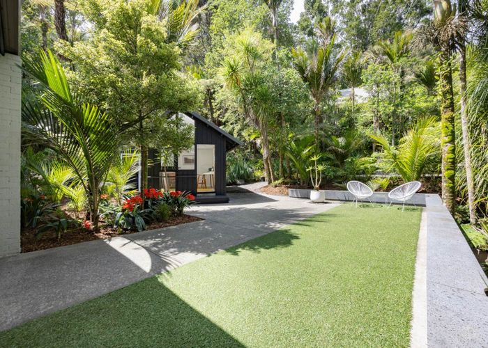  at 15 Valley View Road, Titirangi, Waitakere City, Auckland