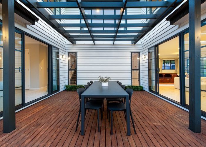  at 25A Rothesay Bay Road, Rothesay Bay, Auckland