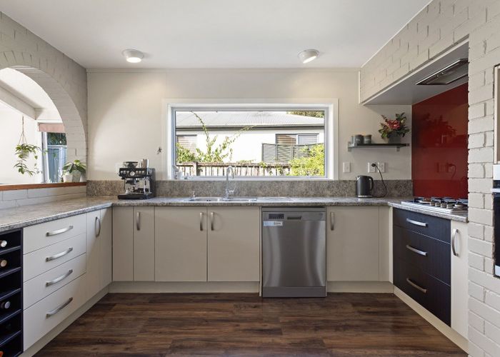  at 23 Gilbass Avenue, Hamilton Lake, Hamilton, Waikato