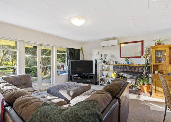  at 90 Raumati Road, Raumati Beach, Paraparaumu