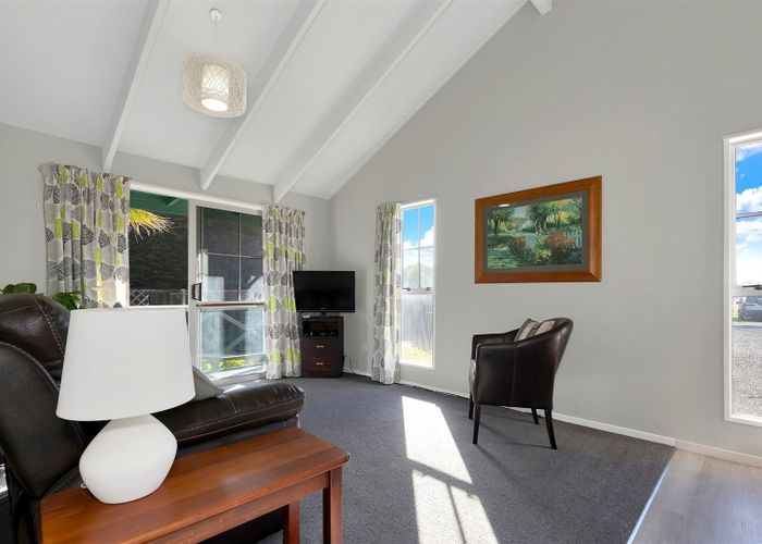  at 28 Chamberlain Avenue, Amberley, Amberley
