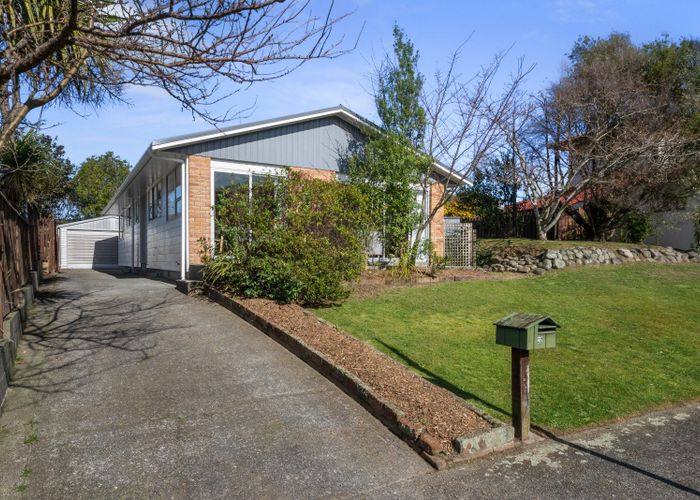  at 22 Brightwater Crescent, Totara Park, Upper Hutt, Wellington