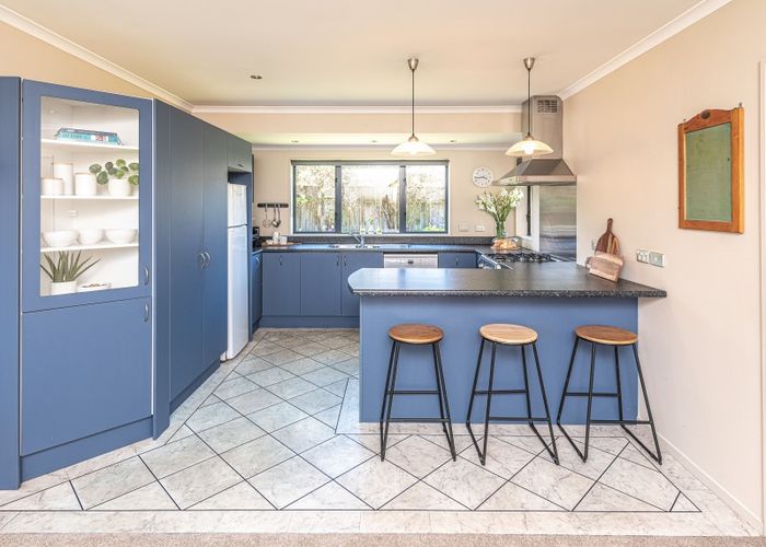  at 13 Perrett Drive, Otamatea, Whanganui