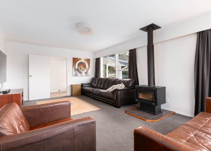  at 9 Dormar Place, Churton Park, Wellington