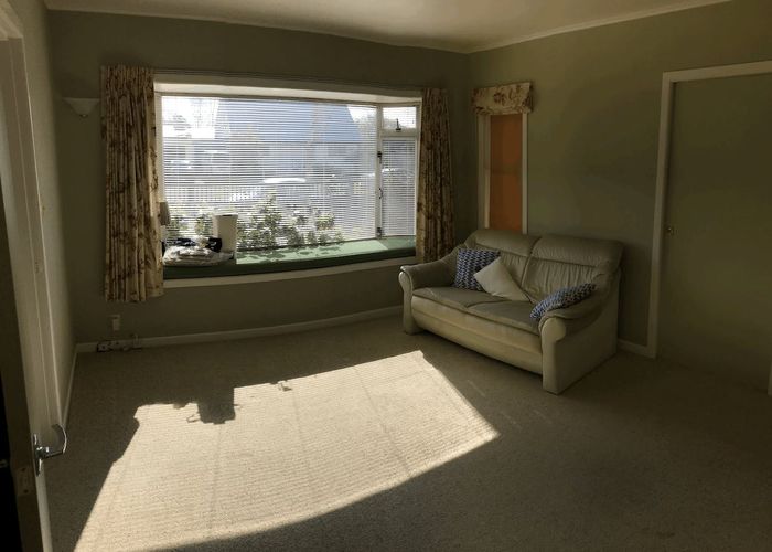  at 29 Bond Street, Hamilton East, Hamilton