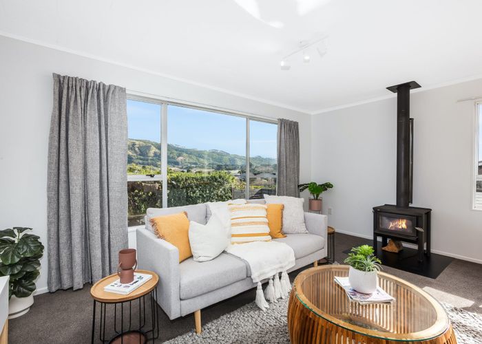  at 18B Apple Terrace, Ranui, Porirua