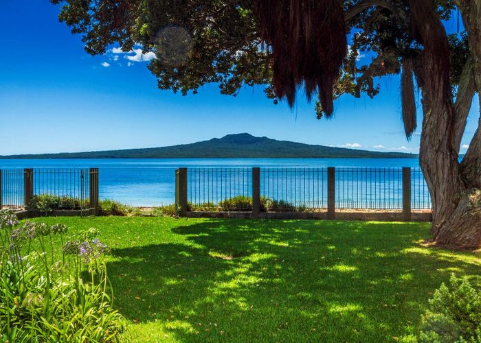  at 30 Oxford Terrace, Devonport, North Shore City, Auckland