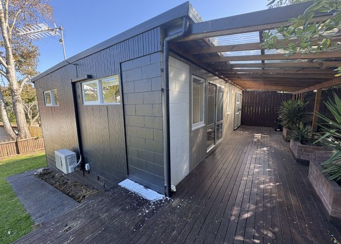  at 58B Peach Road, Glenfield, North Shore City, Auckland