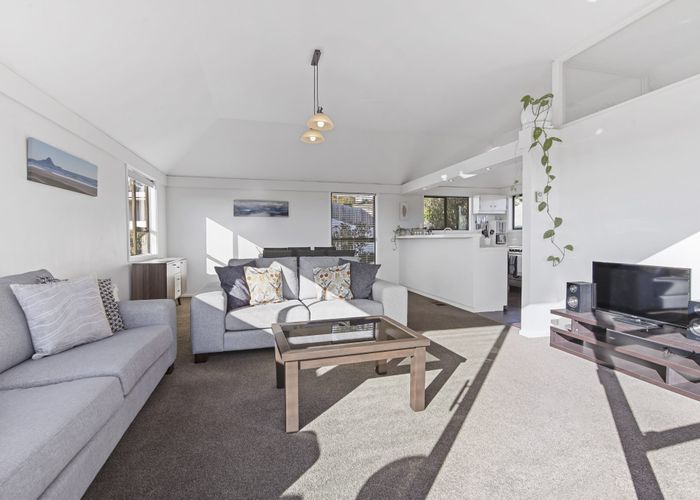  at 1/53 Parklands Drive, Huntsbury, Christchurch