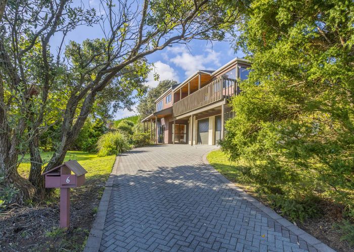  at 6 Frimley Terrace, Waikanae Beach, Waikanae