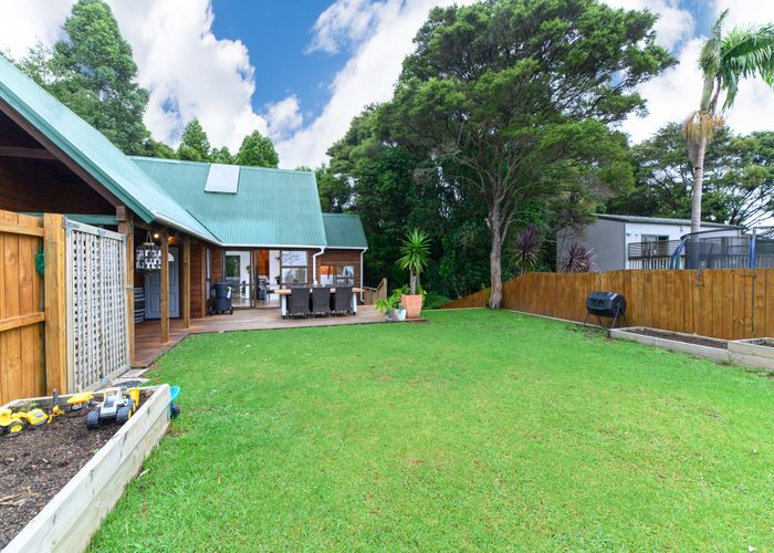  at 190 Glengarry Road, Glen Eden, Auckland