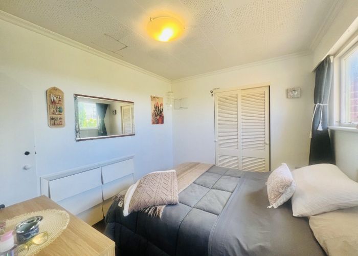  at 70 Victoria Road, Saint Kilda, Dunedin, Otago