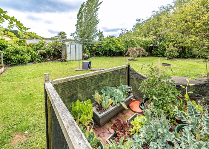 at 27 Ward Street, Aramoho, Whanganui