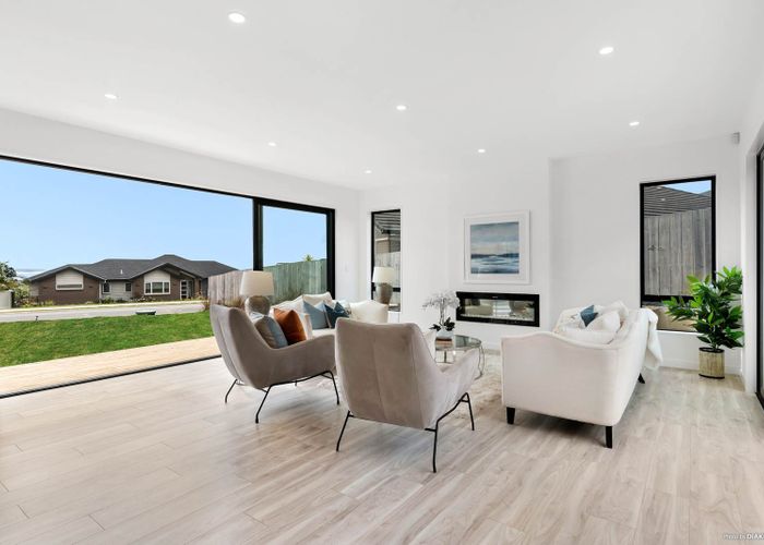  at 7 Ruth Craig Place, Stanmore Bay, Whangaparaoa