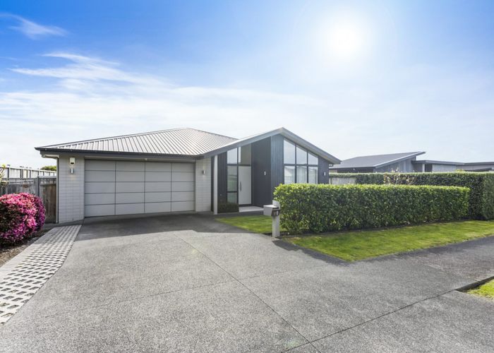  at 22 Kibblewhite Avenue, Beachlands, Auckland