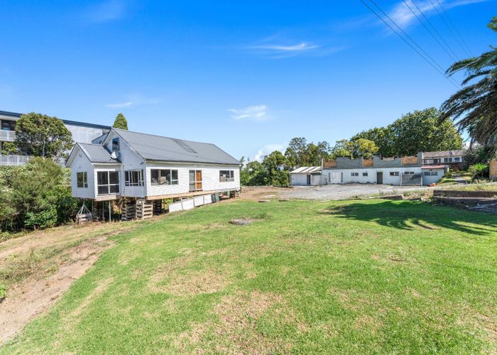  at 95A Gray Avenue, Mangere East, Auckland