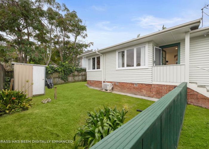  at 2/29 Merriefield Avenue, Forrest Hill, North Shore City, Auckland