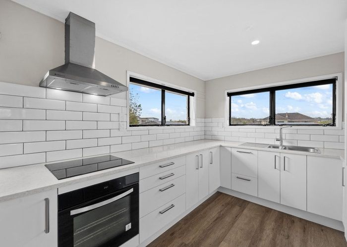 at 14B Latham Avenue, Pakuranga, Manukau City, Auckland