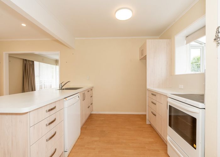  at 30 MacMurdo Avenue, Glenview, Hamilton