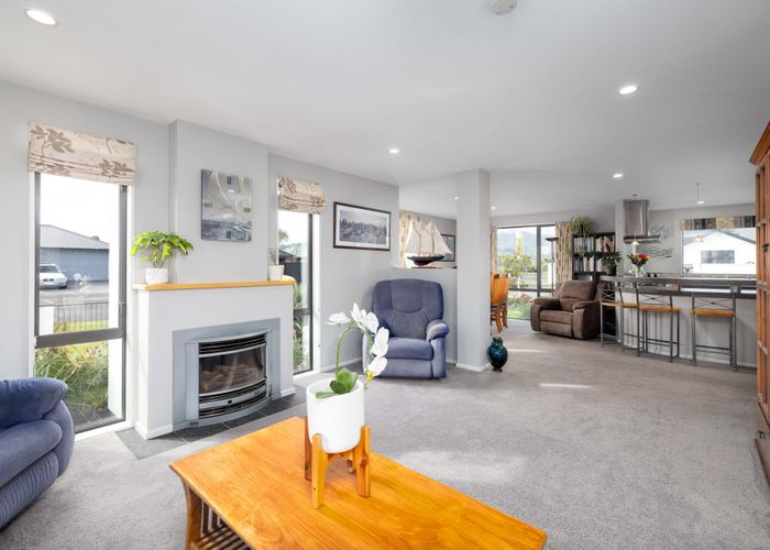  at 36 Shearwater Drive, Woolston, Christchurch