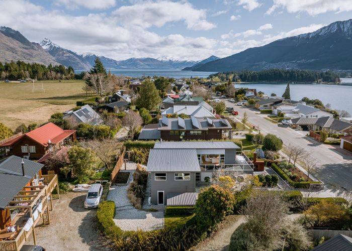  at 73 Oregon Drive, Kelvin Heights, Queenstown-Lakes, Otago