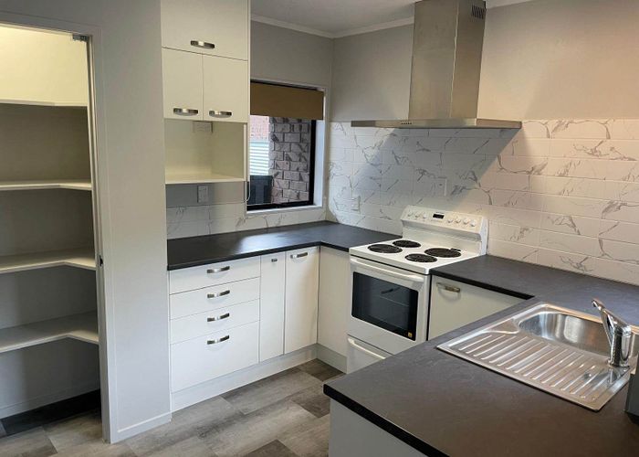  at 7A Aylmer Court, Eastern Beach, Manukau City, Auckland