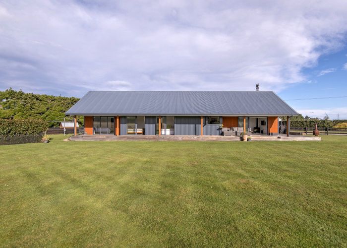  at 700 Woodstock Road, Burnt Hill, Oxford