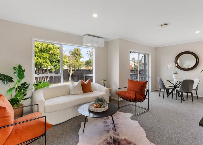  at 20 Halyard Place, Te Atatu Peninsula, Waitakere City, Auckland