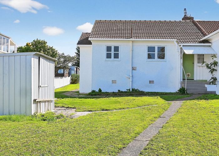  at 1A Handley Avenue, Narrow Neck, Devonport, North Shore City, Auckland