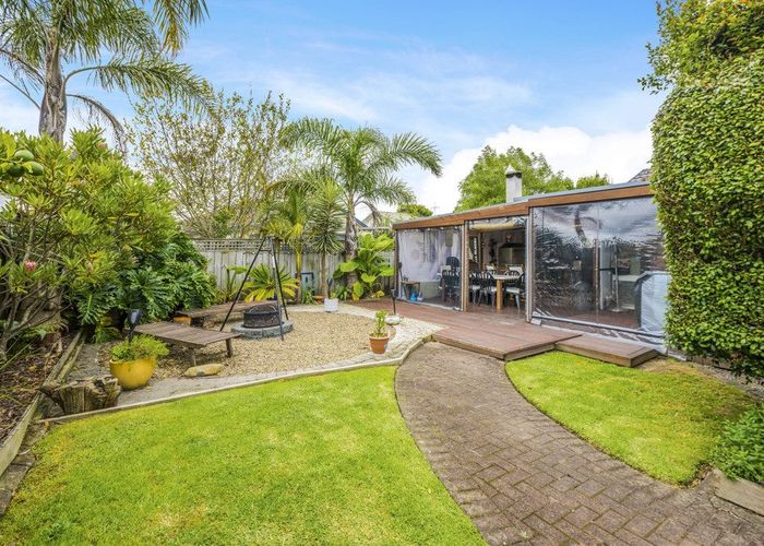  at 19 Sheriff Place, Randwick Park, Auckland