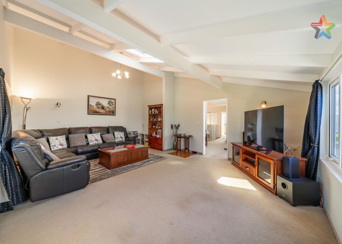  at 2 Taka Grove, Normandale, Lower Hutt