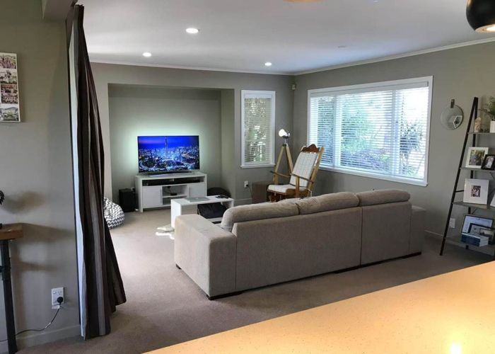  at 29 Bradbury Road, Botany Downs, Manukau City, Auckland