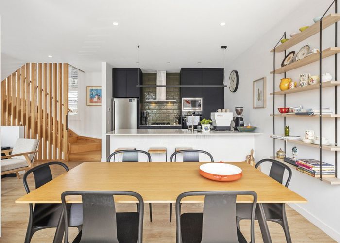  at 4 Armour Avenue, Mount Victoria, Wellington