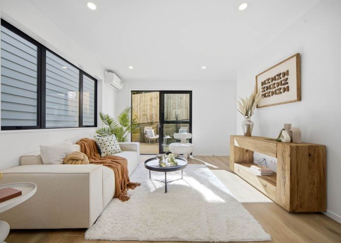  at 79B Girrahween Drive, Totara Vale, North Shore City, Auckland