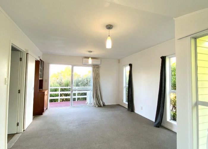  at 48A Valley View Road, Glenfield, North Shore City, Auckland